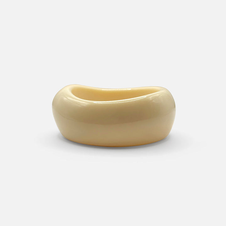 ALMOND SCULPT BANGLE