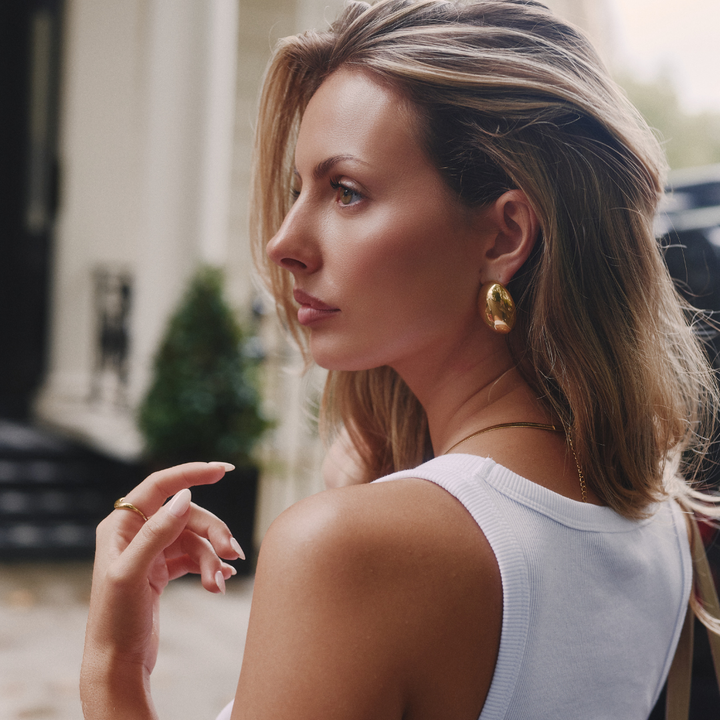 18K GOLD OVAL EARRINGS