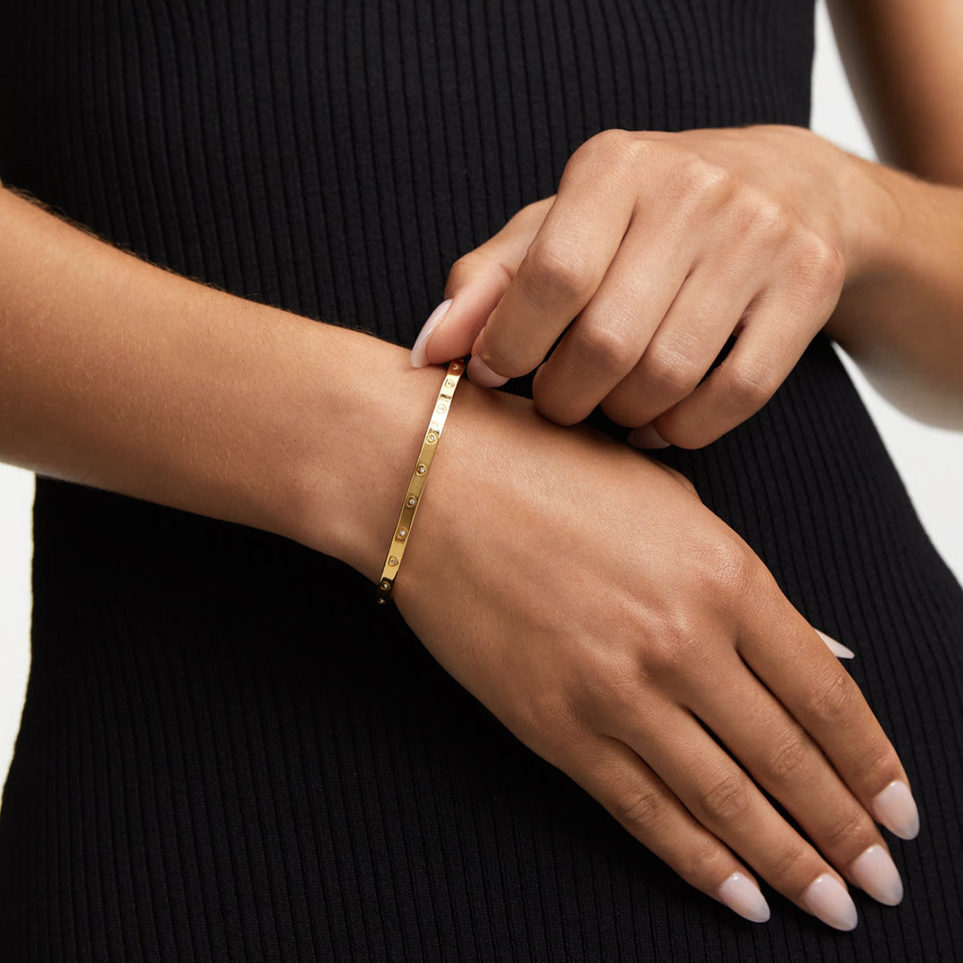 Gold Crystal Heart Bangle