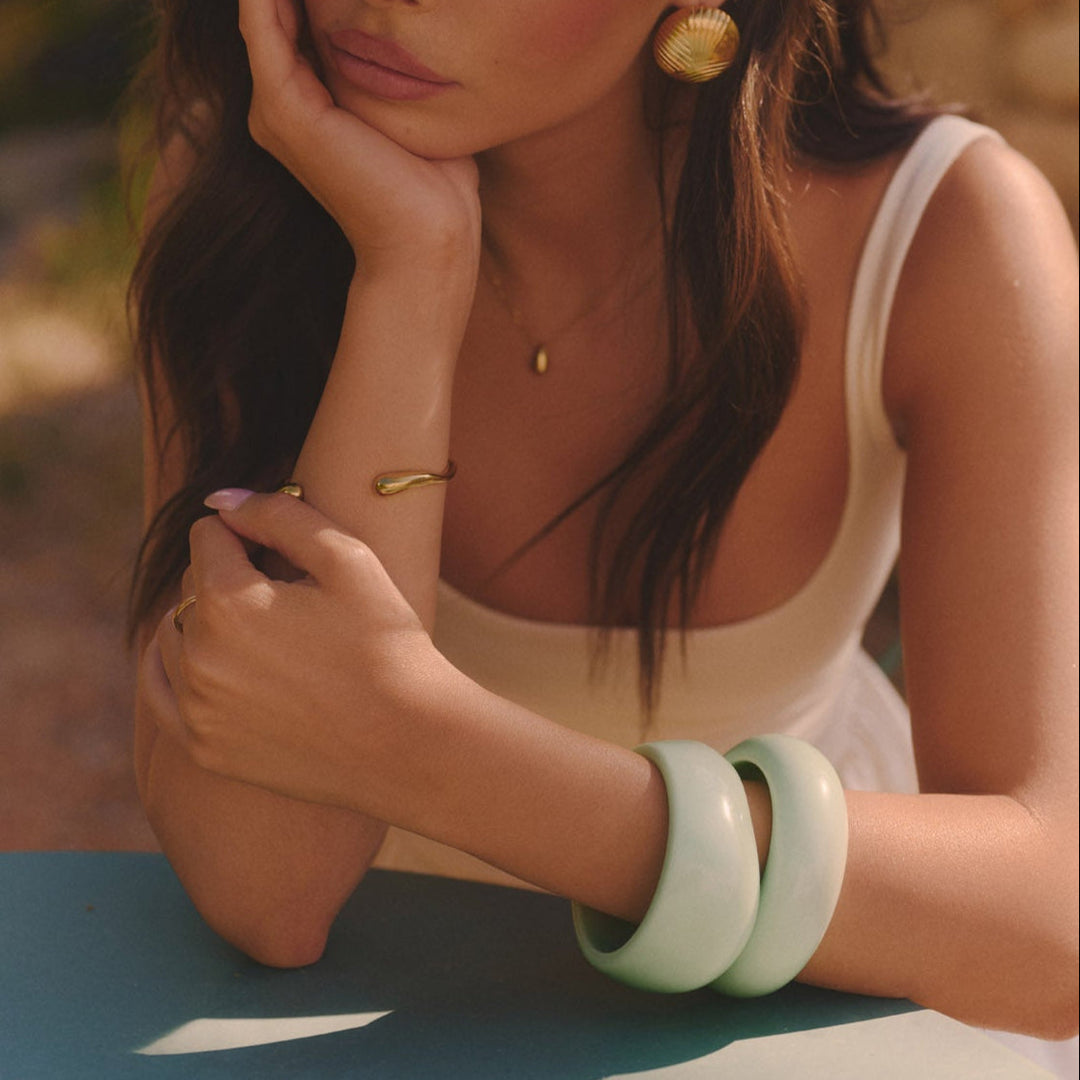 MINT SCULPT BANGLE