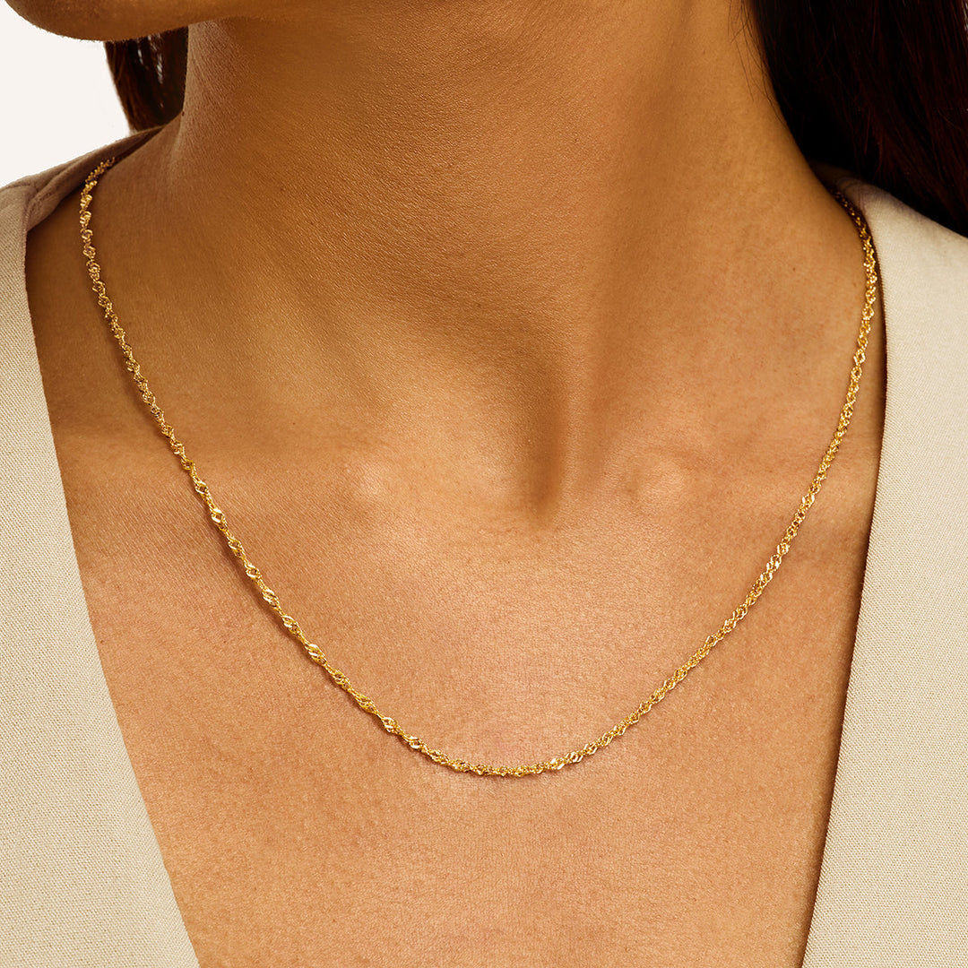 Gold Twisted Chain Necklace