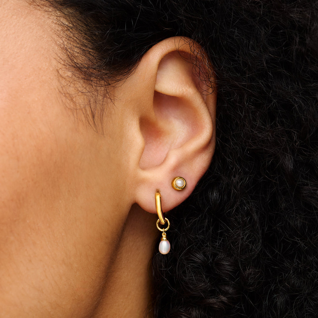 Gold Fine Organic Pearl Huggie Earring