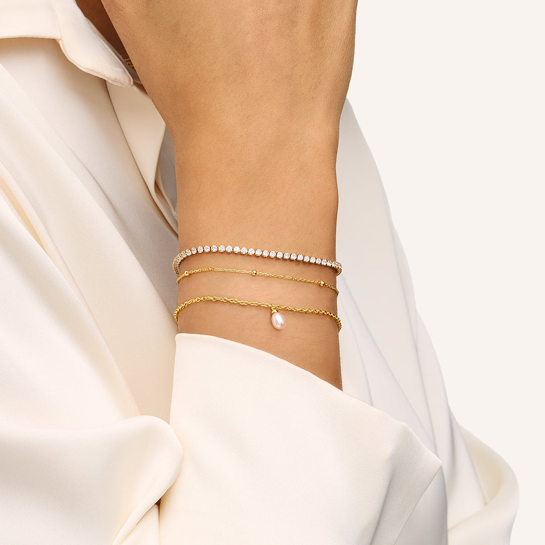 Gold Fine Organic Pearl Bracelet